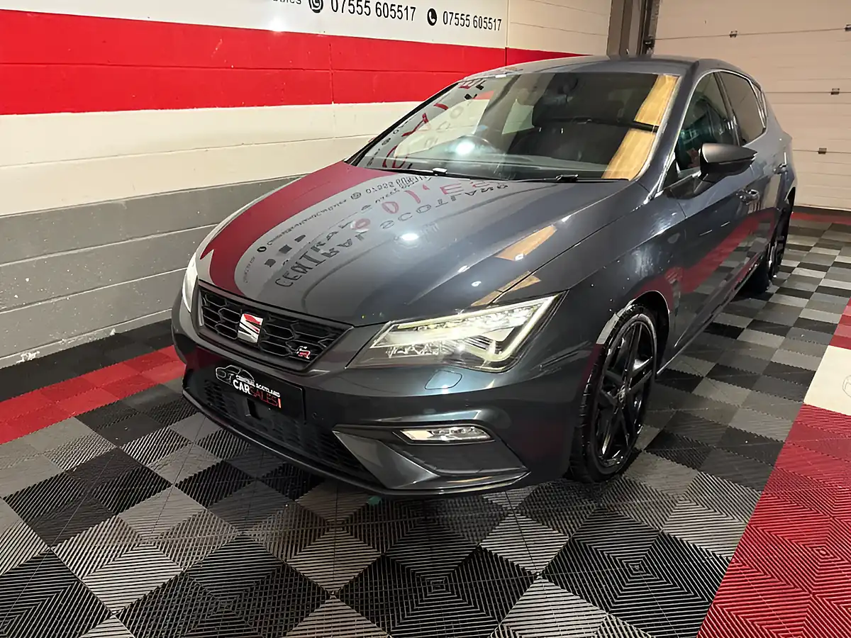 Used 2020 SEAT Leon Fr Black Edition Grey - Interior and Exterior details 2