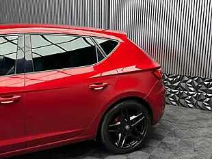 Used 2020 SEAT Leon Fr Black Edition Red - Interior and Exterior details 19