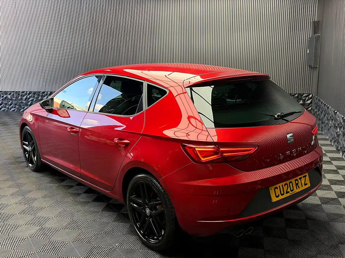 Used 2020 SEAT Leon Fr Black Edition Red - Interior and Exterior details 4