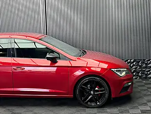 Used 2020 SEAT Leon Fr Black Edition Red - Interior and Exterior details 8