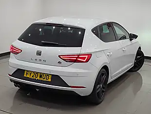 Used 2020 SEAT Leon Fr Black Edition White - Interior and Exterior details 6