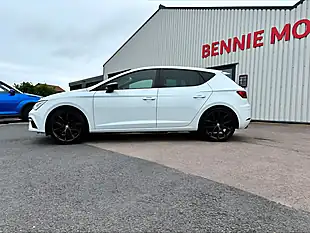 Used 2020 SEAT Leon Fr Black Edition White - Interior and Exterior details 11