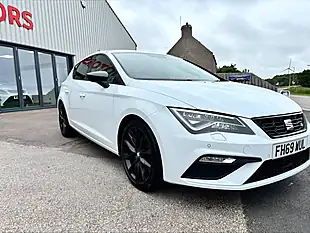 Used 2020 SEAT Leon Fr Black Edition White - Interior and Exterior details 2