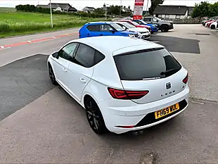 Used 2020 SEAT Leon Fr Black Edition White - Interior and Exterior details 5