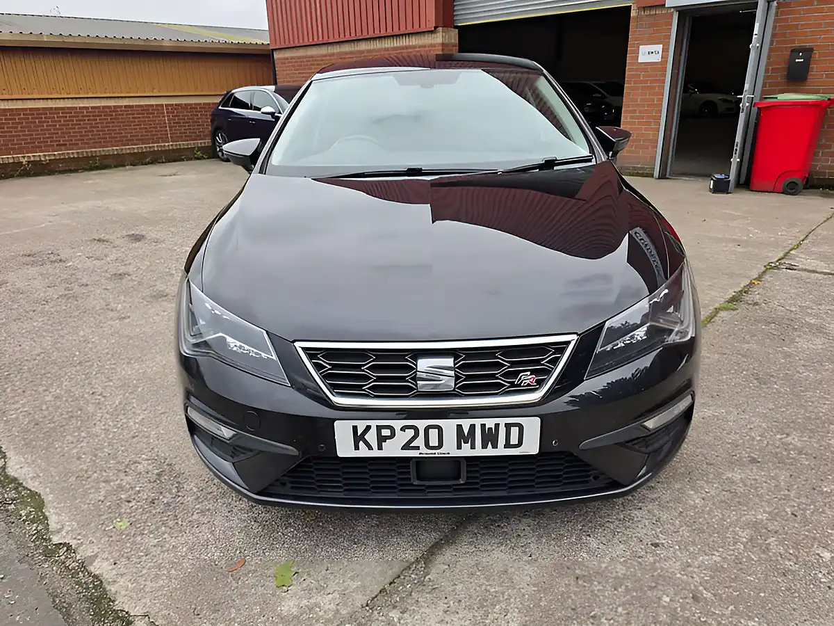 Used 2020 SEAT Leon Fr Black - Interior and Exterior details 2