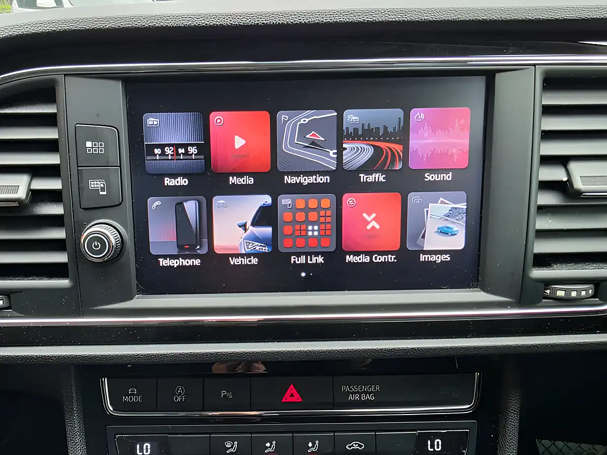 Used 2020 SEAT Leon Fr Black - Interior and Exterior details 20