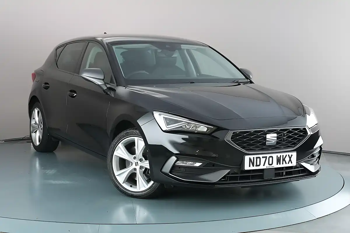 Used 2020 SEAT Leon Fr Black - Front View