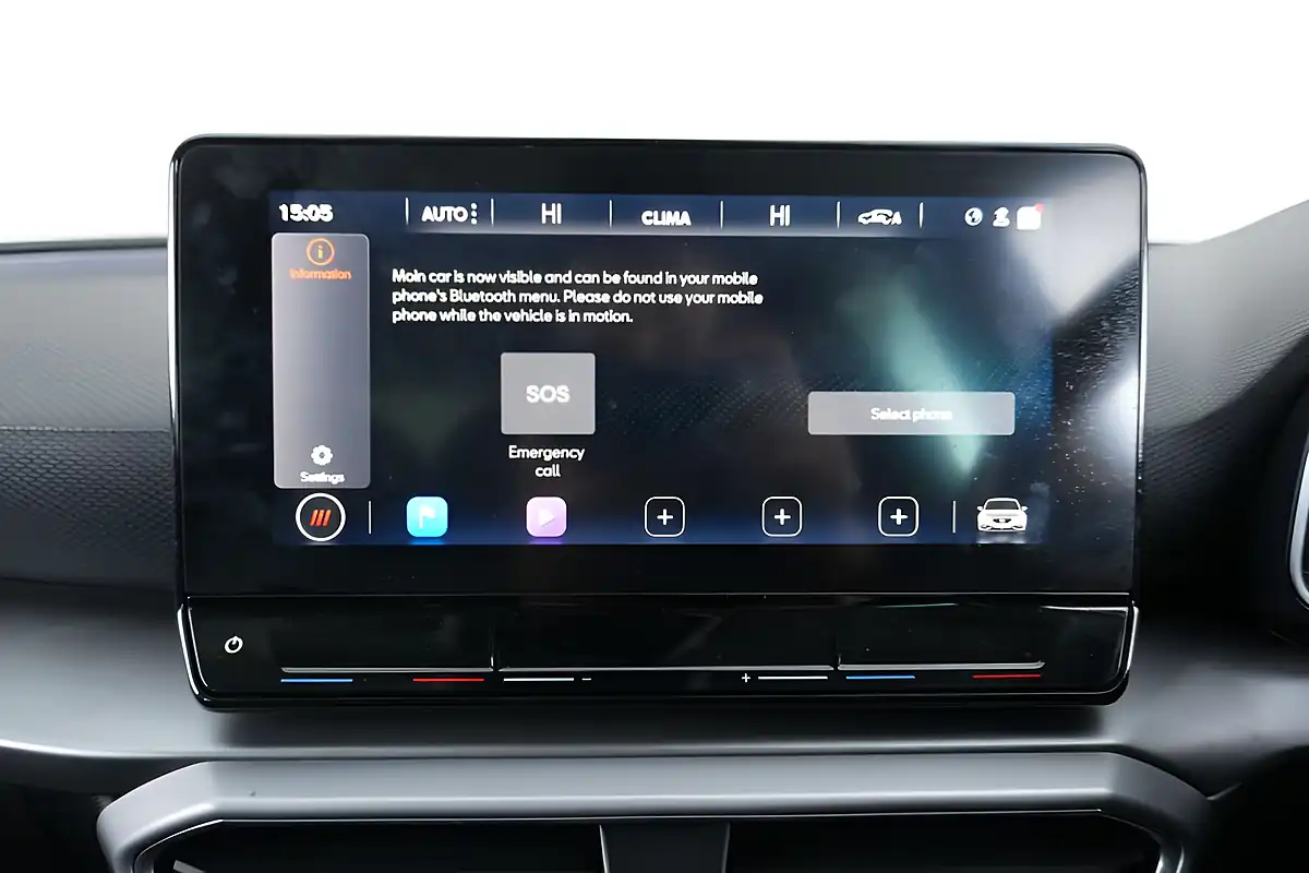 Used 2020 SEAT Leon Fr Black - Interior and Exterior details 16