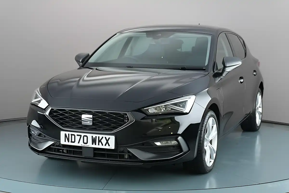 Used 2020 SEAT Leon Fr Black - Interior and Exterior details 3