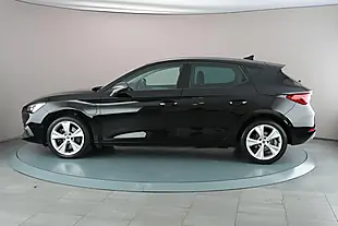 Used 2020 SEAT Leon Fr Black - Interior and Exterior details 4