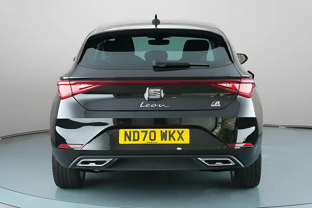 Used 2020 SEAT Leon Fr Black - Interior and Exterior details 5