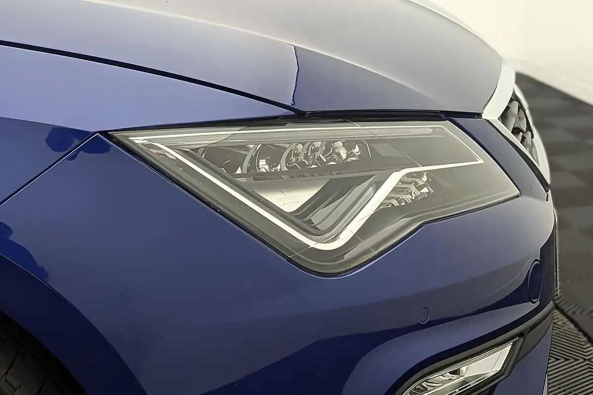 Used 2020 SEAT Leon Fr Blue - Interior and Exterior details 17