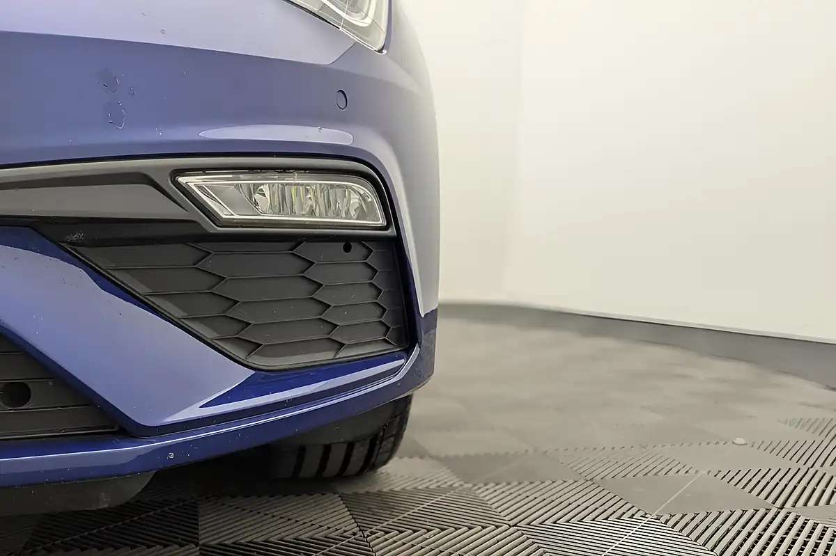 Used 2020 SEAT Leon Fr Blue - Interior and Exterior details 18