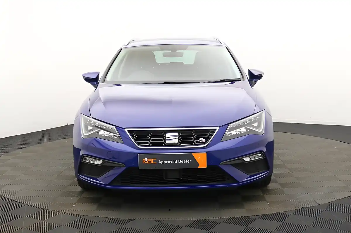 Used 2020 SEAT Leon Fr Blue - Interior and Exterior details 9