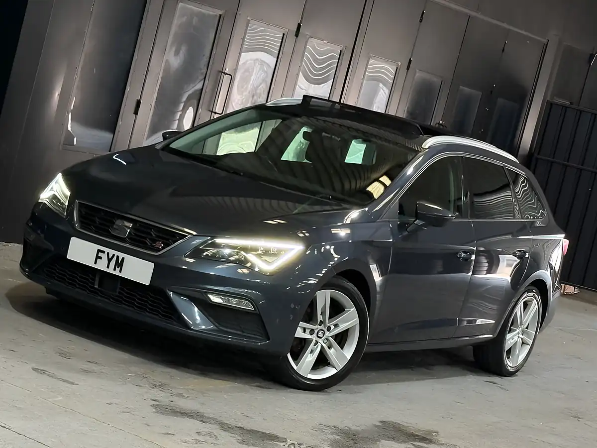 Used 2020 SEAT Leon Fr Grey - Interior and Exterior details 16