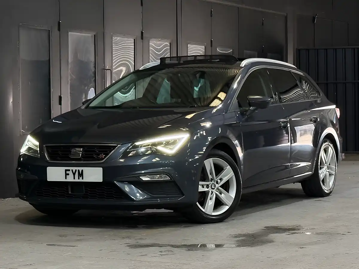 Used 2020 SEAT Leon Fr Grey - Interior and Exterior details 17