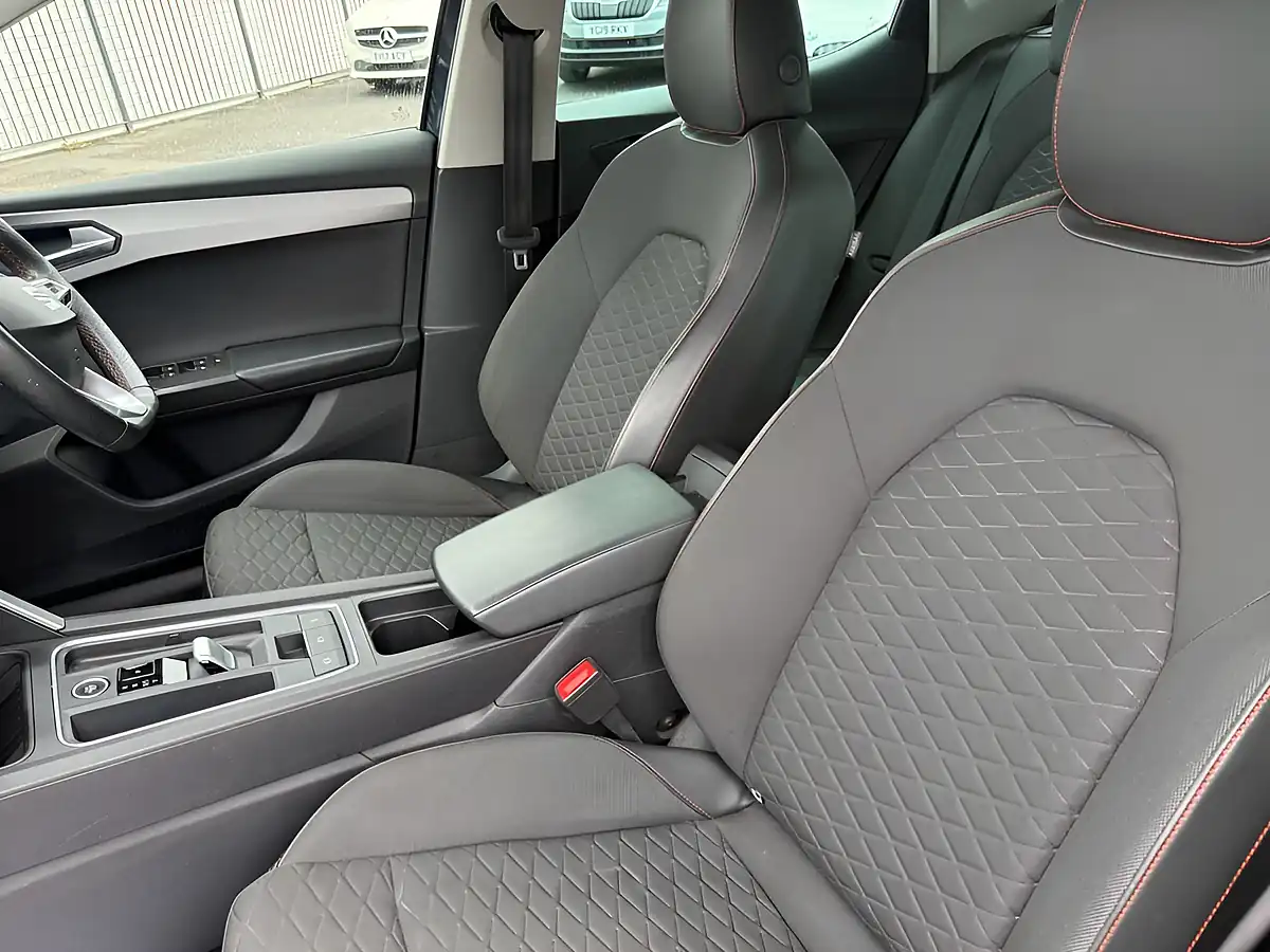 Used 2020 SEAT Leon Fr Grey - Interior and Exterior details 13