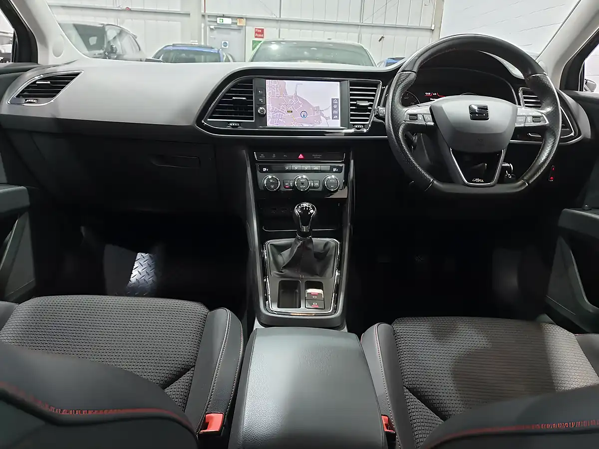 Used 2020 SEAT Leon Fr Midnight Black - Interior and Exterior details 16