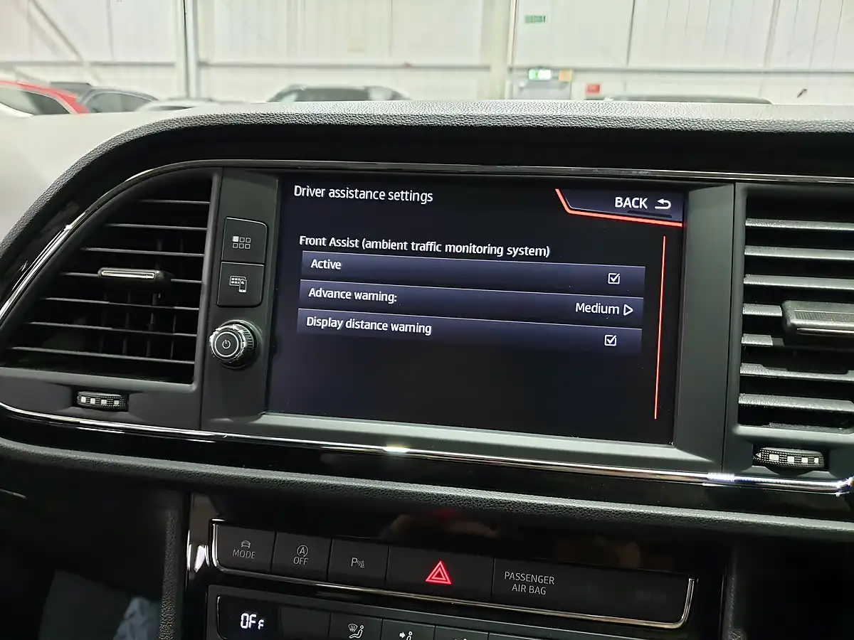 Used 2020 SEAT Leon Fr Midnight Black - Interior and Exterior details 19