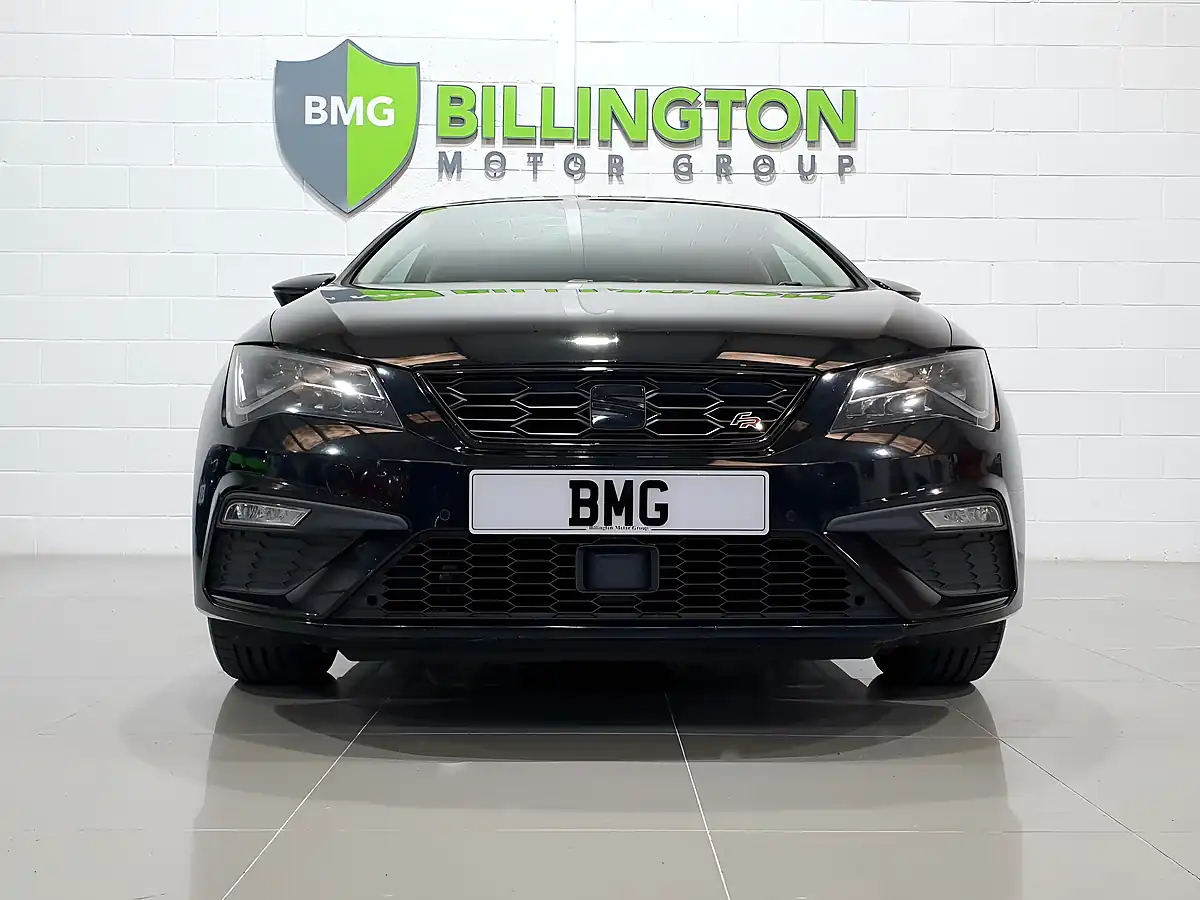 Used 2020 SEAT Leon Fr Midnight Black - Interior and Exterior details 2