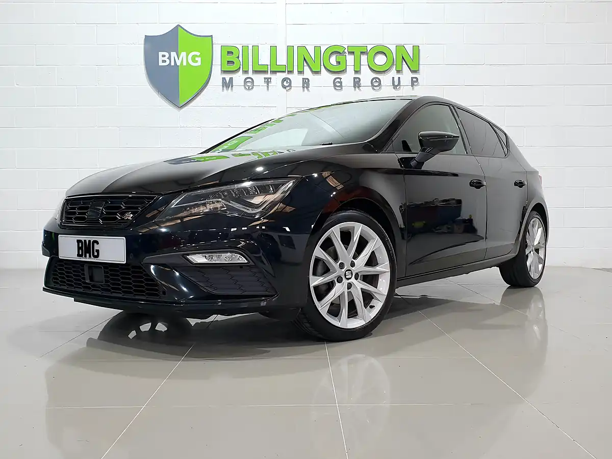 Used 2020 SEAT Leon Fr Midnight Black - Interior and Exterior details 3
