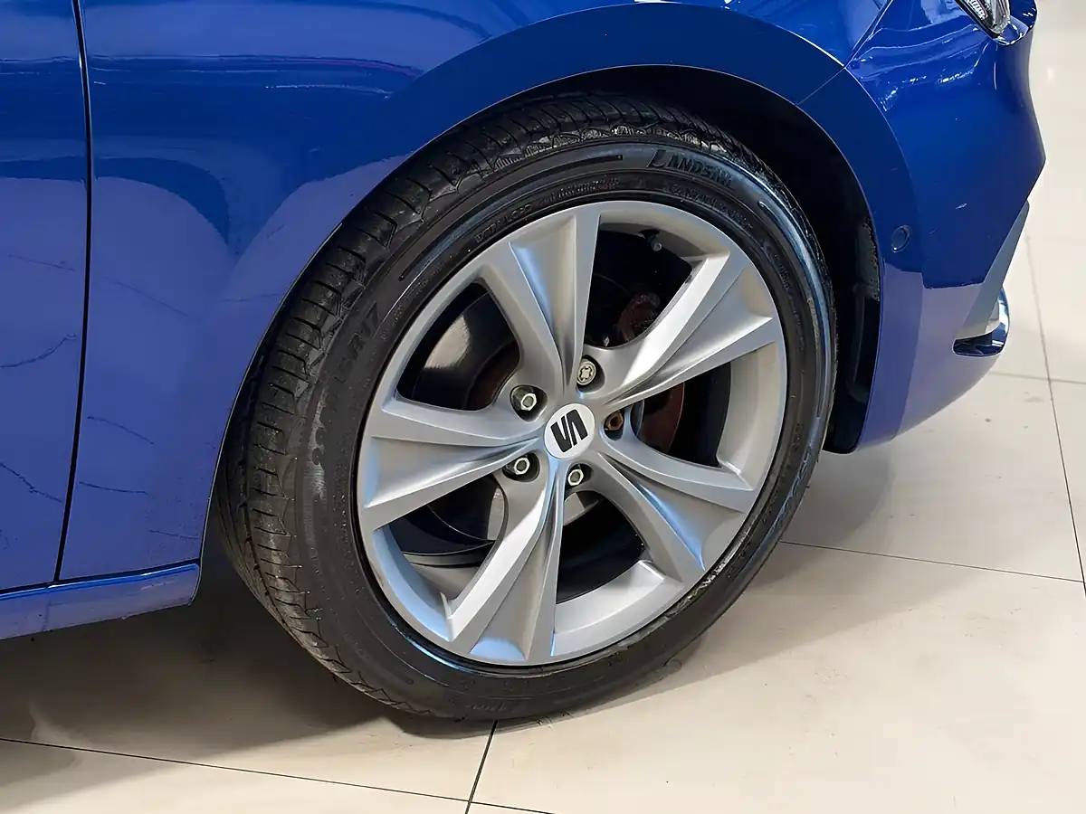 Used 2020 SEAT Leon Fr Mystery Blue - Interior and Exterior details 15