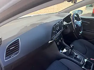 Used 2020 SEAT Leon Fr White - Interior and Exterior details 10