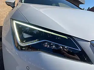 Used 2020 SEAT Leon Fr White - Interior and Exterior details 4