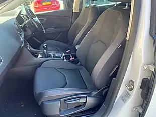 Used 2020 SEAT Leon Fr White - Interior and Exterior details 8