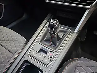 Used 2020 SEAT Leon Fr White - Interior and Exterior details 13