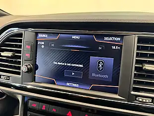 Used 2020 SEAT Leon Lux Black - Interior and Exterior details 13