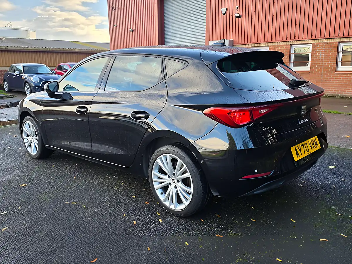 Used 2020 SEAT Leon Se Dynamic Black - Interior and Exterior details 7