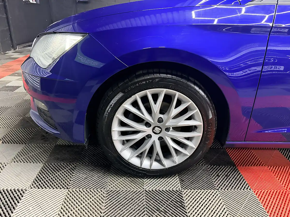 Used 2020 SEAT Leon Se Dynamic Blue - Interior and Exterior details 10