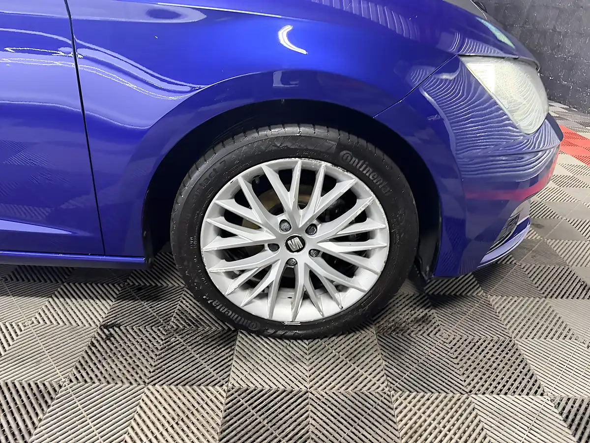 Used 2020 SEAT Leon Se Dynamic Blue - Interior and Exterior details 11