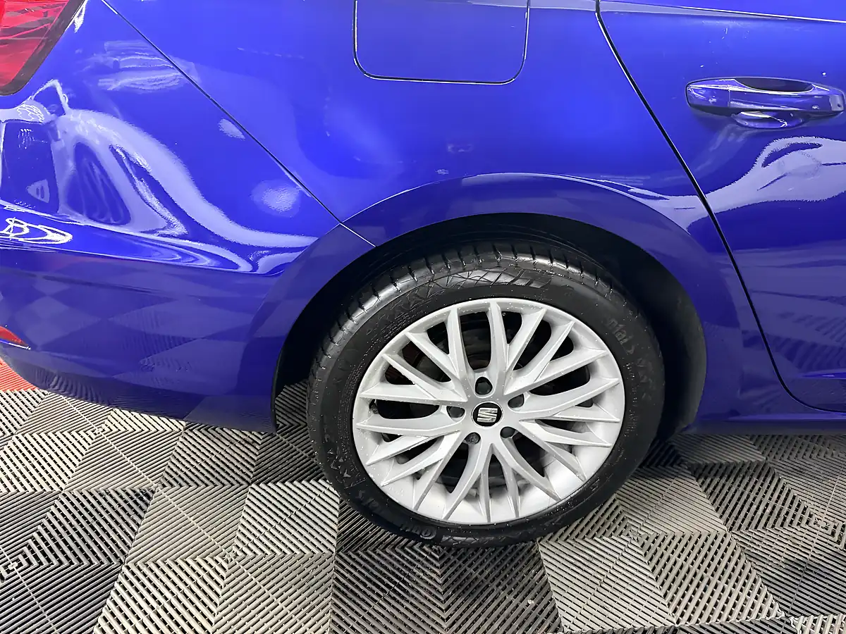 Used 2020 SEAT Leon Se Dynamic Blue - Interior and Exterior details 13
