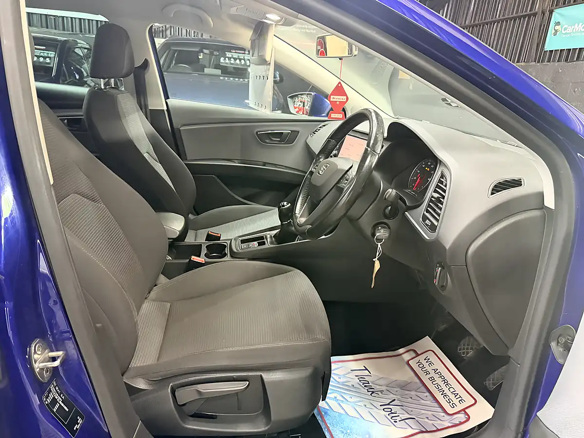 Used 2020 SEAT Leon Se Dynamic Blue - Interior and Exterior details 18