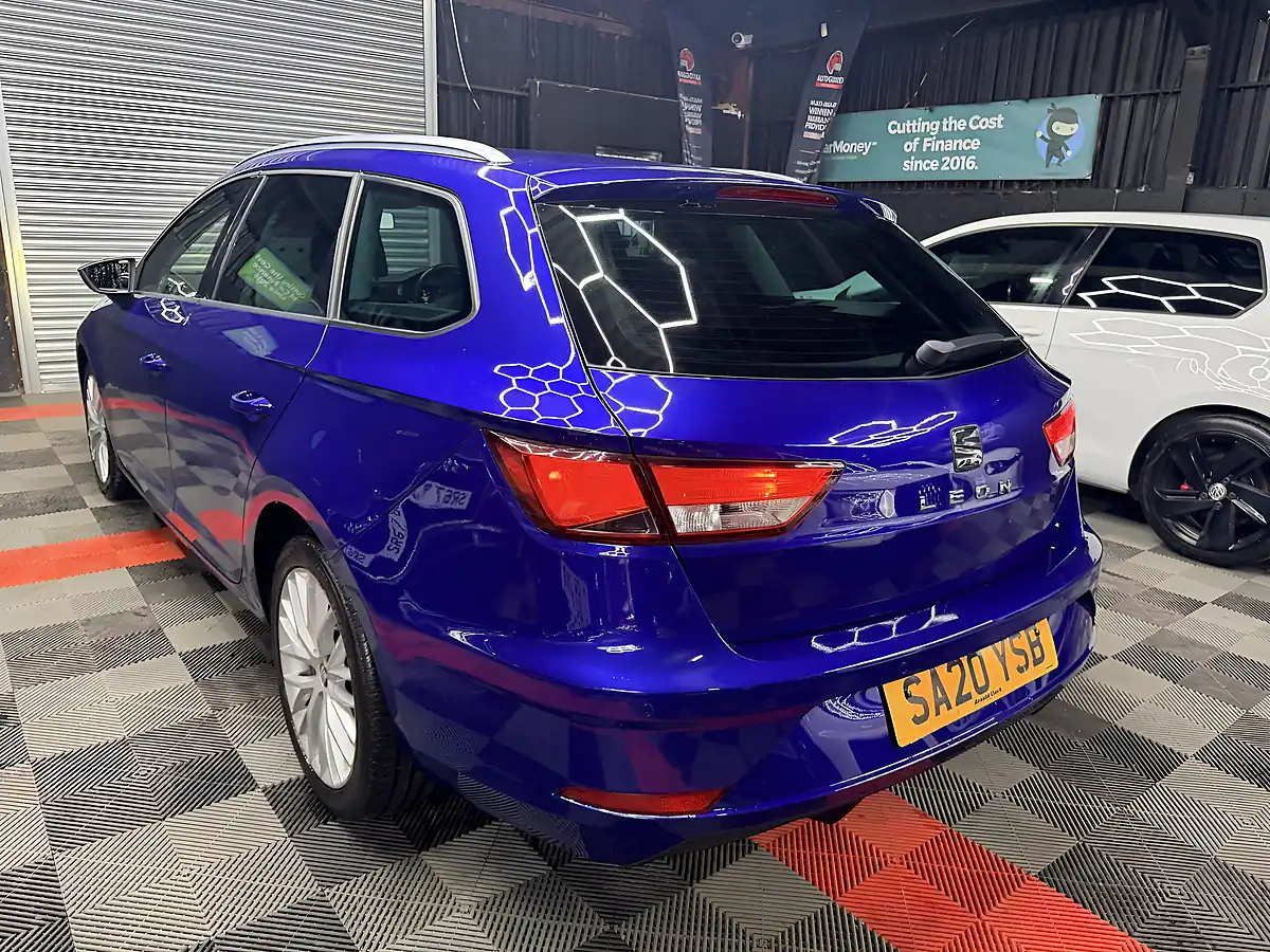 Used 2020 SEAT Leon Se Dynamic Blue - Interior and Exterior details 4
