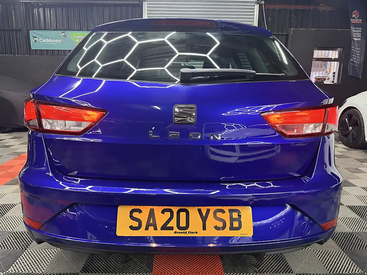 Used 2020 SEAT Leon Se Dynamic Blue - Interior and Exterior details 5