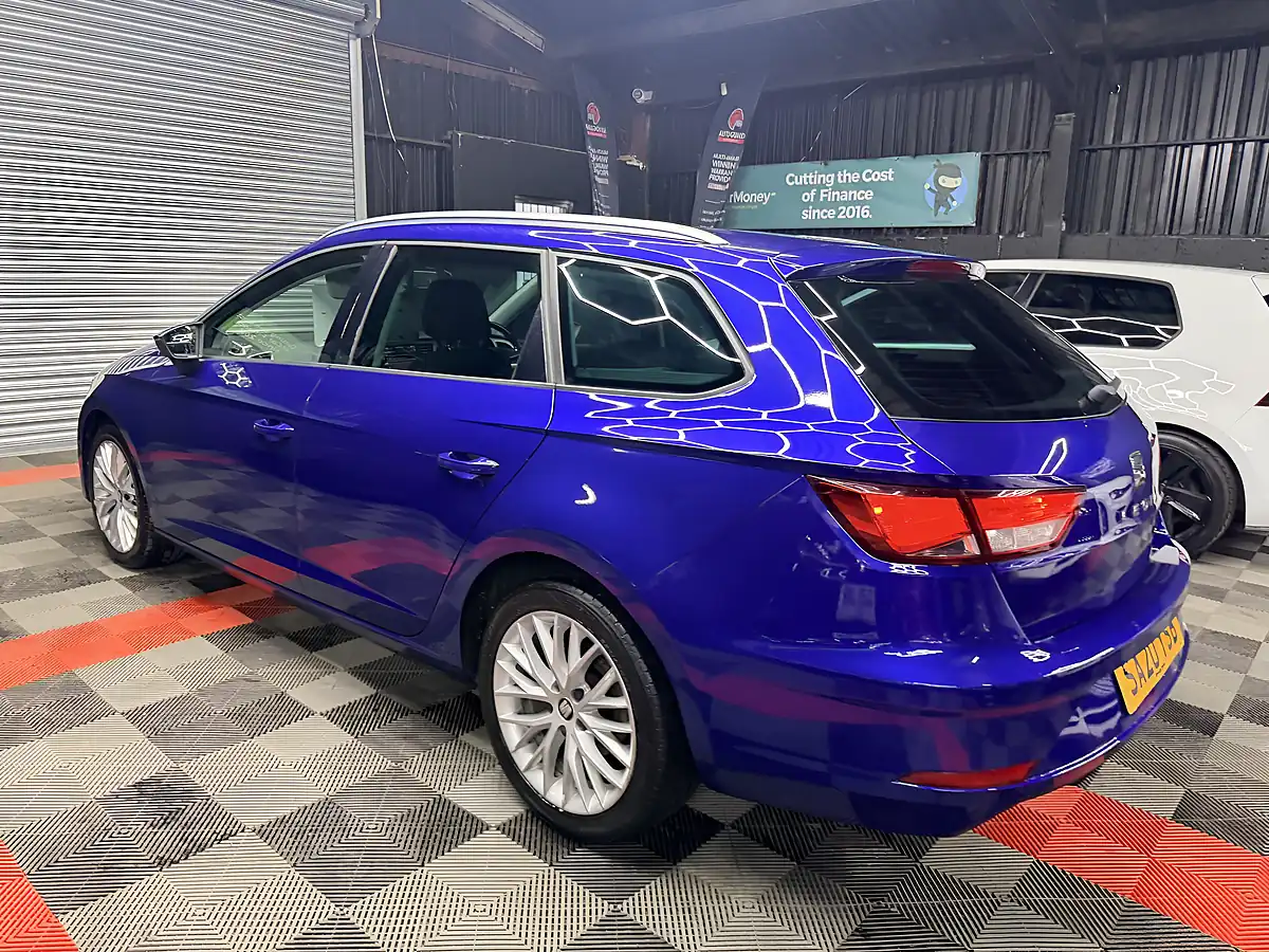 Used 2020 SEAT Leon Se Dynamic Blue - Interior and Exterior details 7