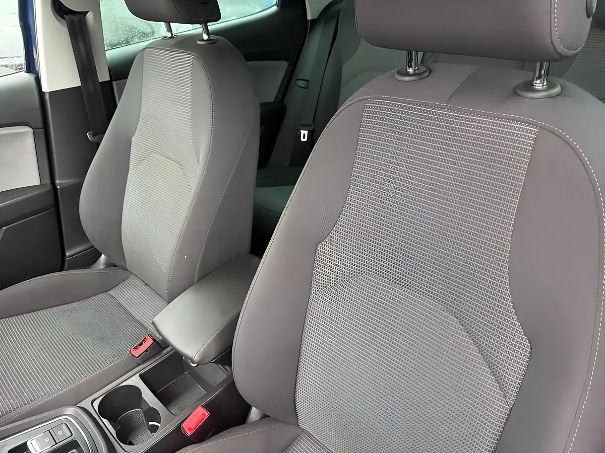 Used 2020 SEAT Leon Se Dynamic Blue - Interior and Exterior details 10