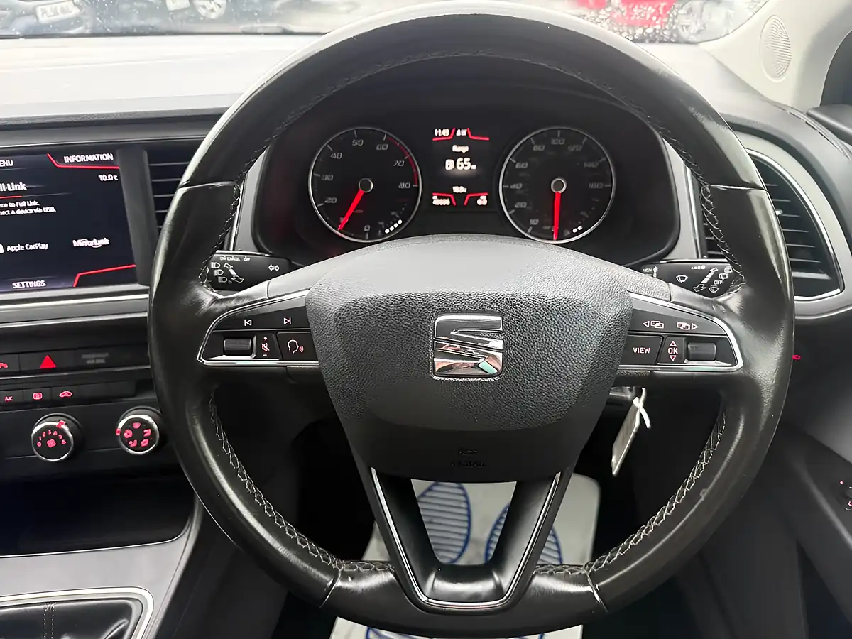 Used 2020 SEAT Leon Se Dynamic Blue - Interior and Exterior details 14