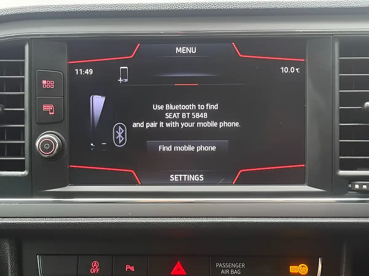 Used 2020 SEAT Leon Se Dynamic Blue - Interior and Exterior details 16