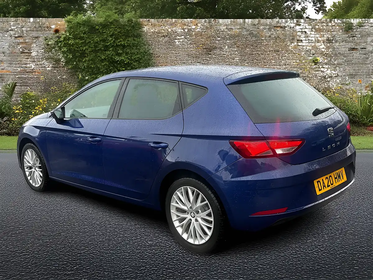 Used 2020 SEAT Leon Se Dynamic Blue - Interior and Exterior details 5