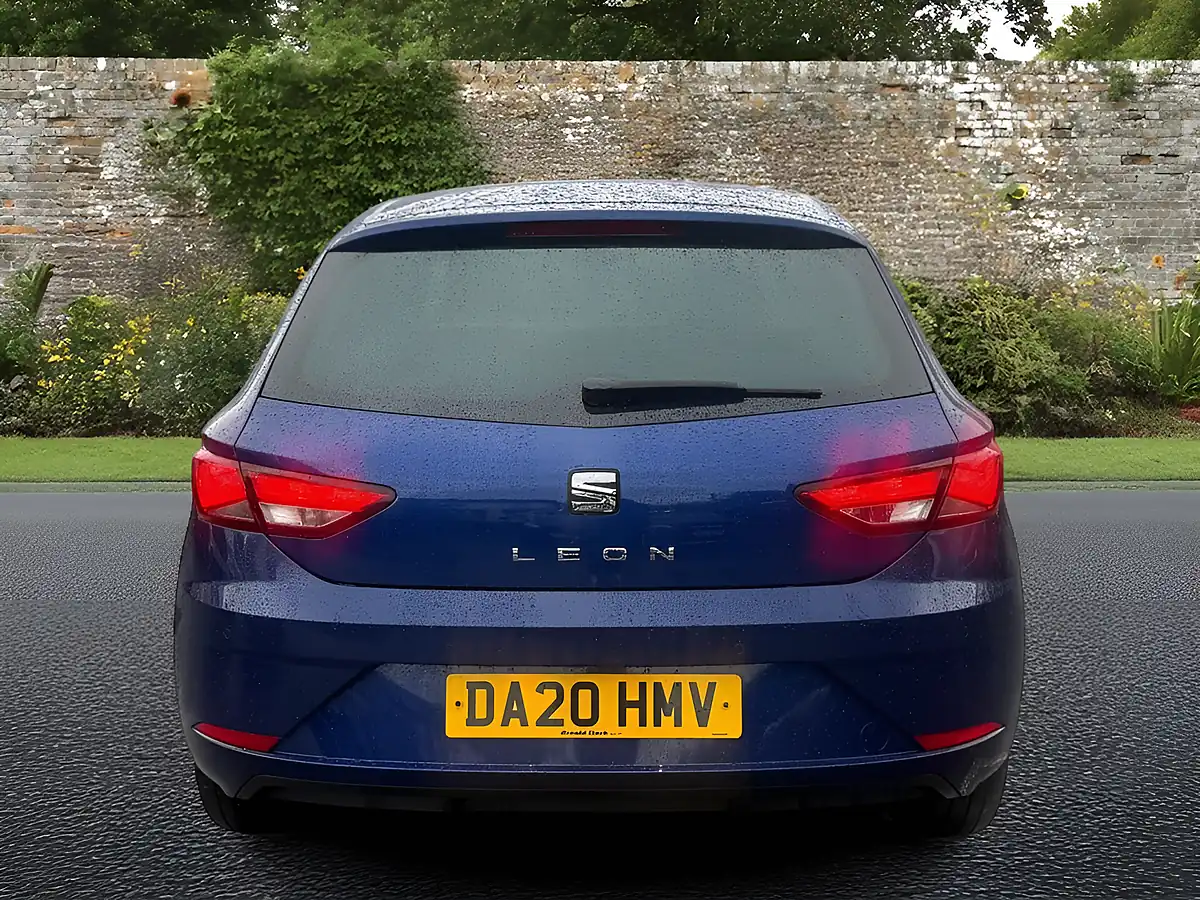 Used 2020 SEAT Leon Se Dynamic Blue - Interior and Exterior details 6