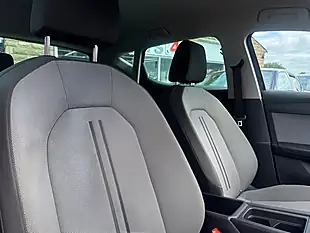 Used 2020 SEAT Leon Se Dynamic Grey - Interior and Exterior details 7