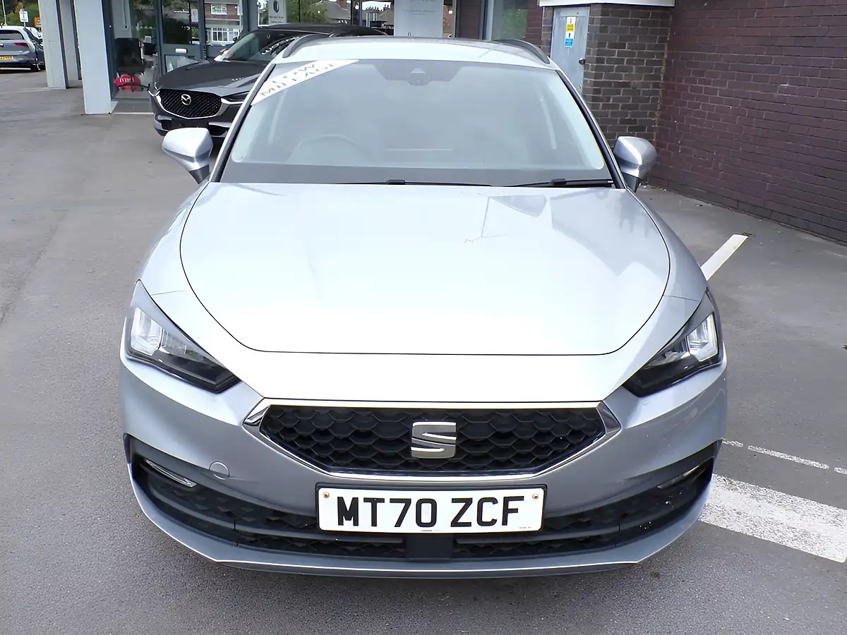 Used 2020 SEAT Leon Se Dynamic Silver - Interior and Exterior details 3