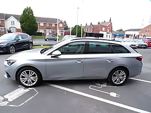 Used 2020 SEAT Leon Se Dynamic Silver - Interior and Exterior details 7