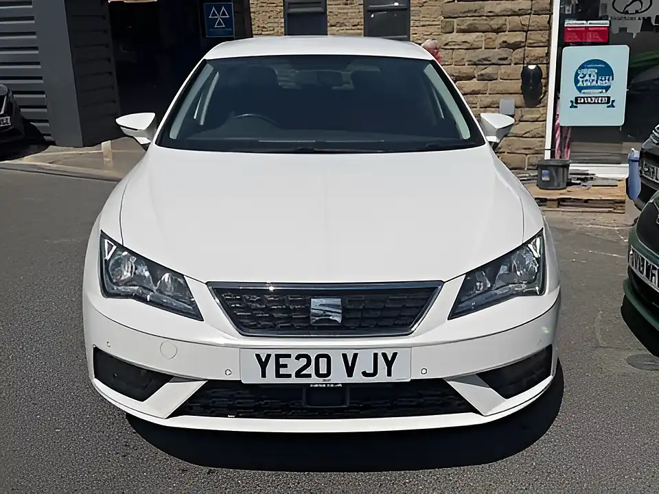 Used 2020 SEAT Leon Se Dynamic White - Interior and Exterior details 2