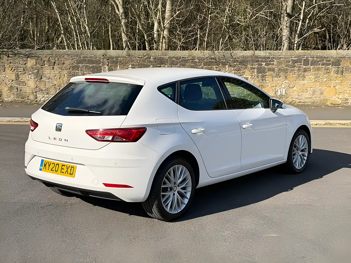 Used 2020 SEAT Leon Se Dynamic White - Interior and Exterior details 15