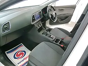 Used 2020 SEAT Leon Se White - Interior and Exterior details 14